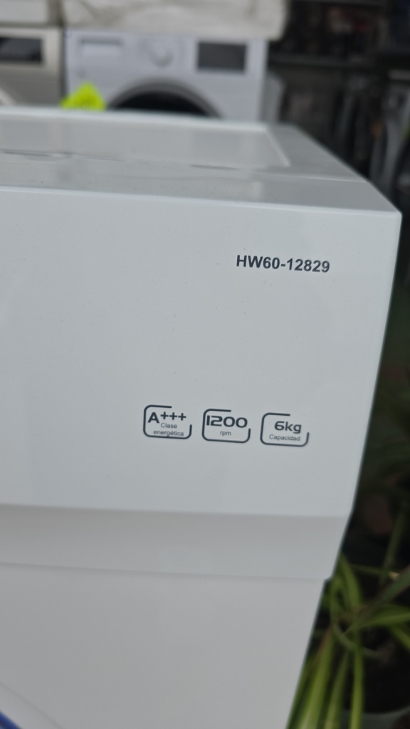 LAVADORA 6 KG HAIER A+++ MODELO HW6012829